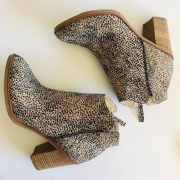 MIA Tracee Animal Print Booties - Picture 8 of 16
